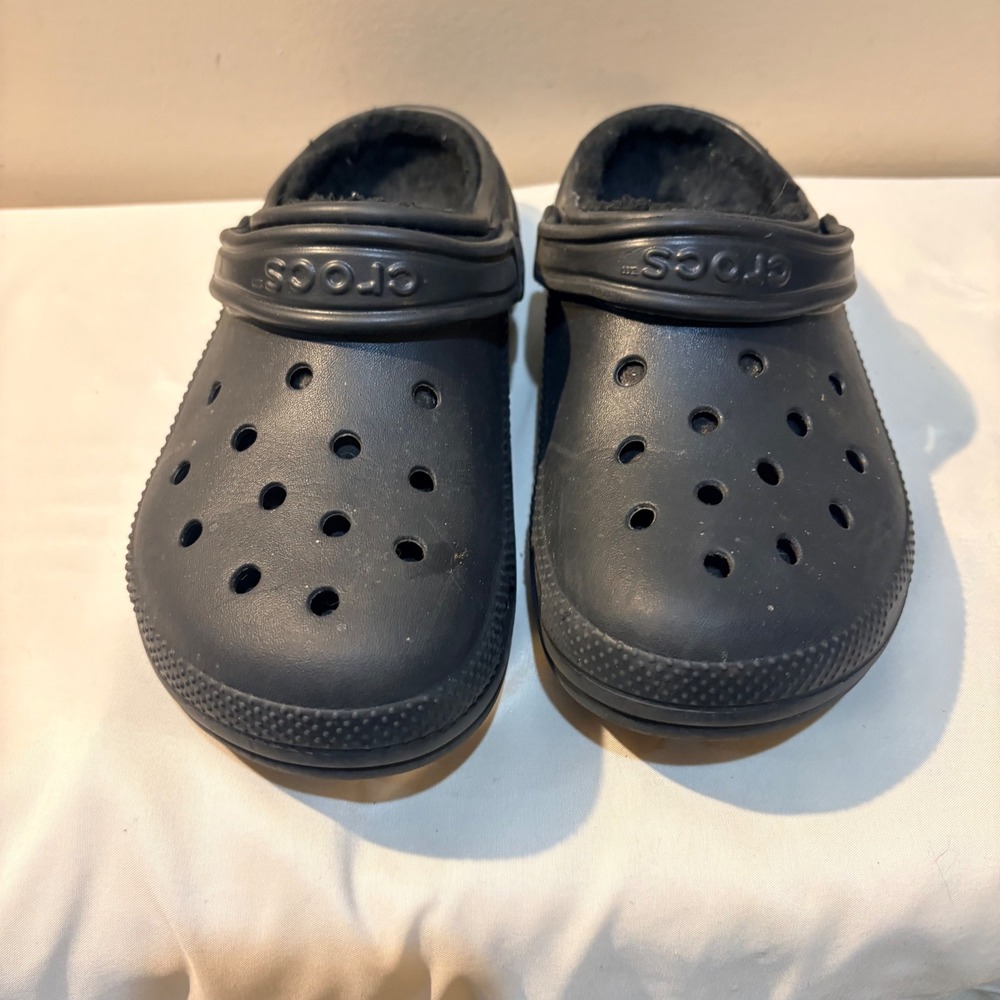 Crocs Classic Fuzz Lined Clog Black Unisex Mens 6 Womens 8 Dual Comfort Shoes‎ - Picture 8 of 8